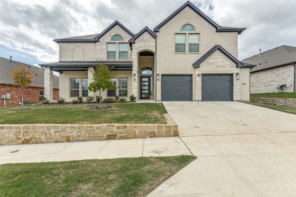 5213 Deep Creek Drive, Fort Worth, TX 76179 — photo 1