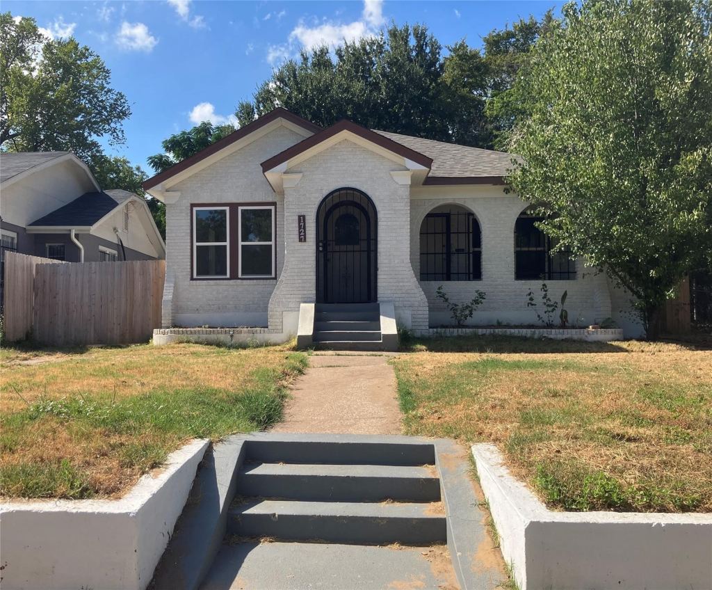 1727 Marburg Street, Dallas, TX 75215 — photo 1