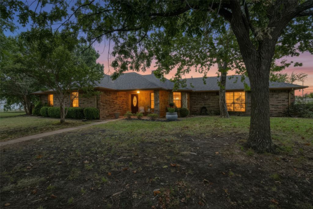 2982 Fm 2194, Farmersville, TX 75442 — photo 1