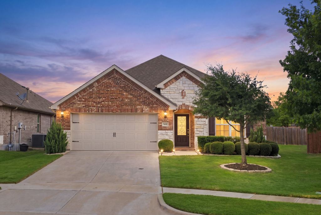 3812 Valachian Circle, McKinney, TX 75071 — photo 1