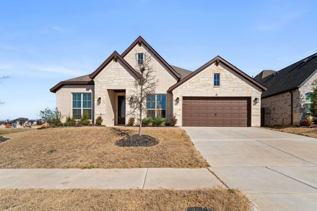 3841 Eagles Bluff Road, Midlothian, TX 76065 — photo 1