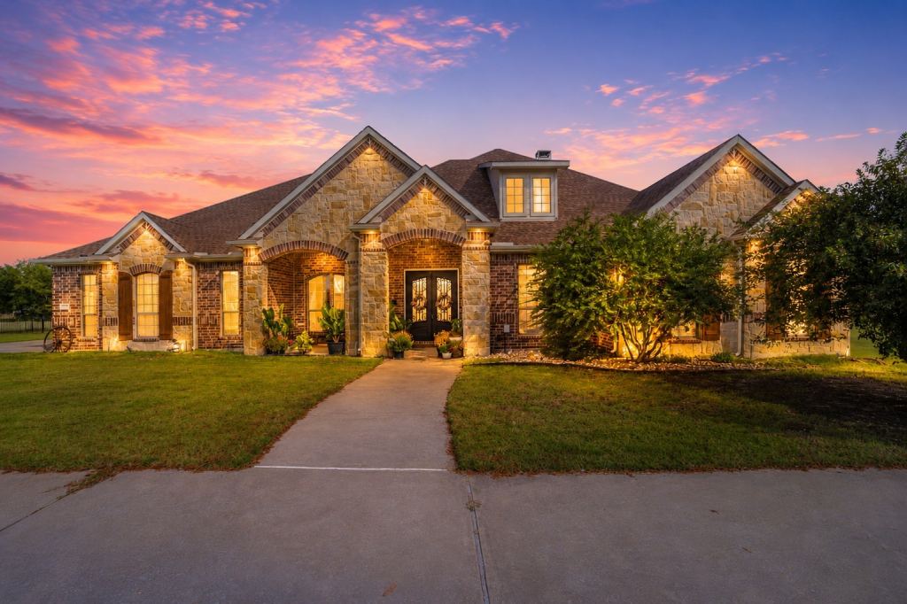 5229 Horseshoe Lane, Royse City, TX 75189 — photo 1