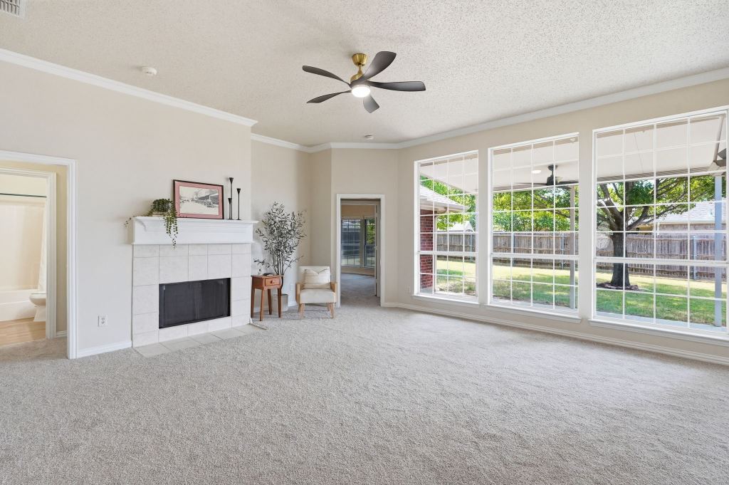 1121 SW Hillside Drive, Burleson, TX 76028 — photo 1