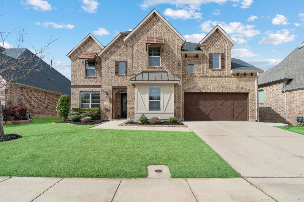 10920 Autumn Leaf Court