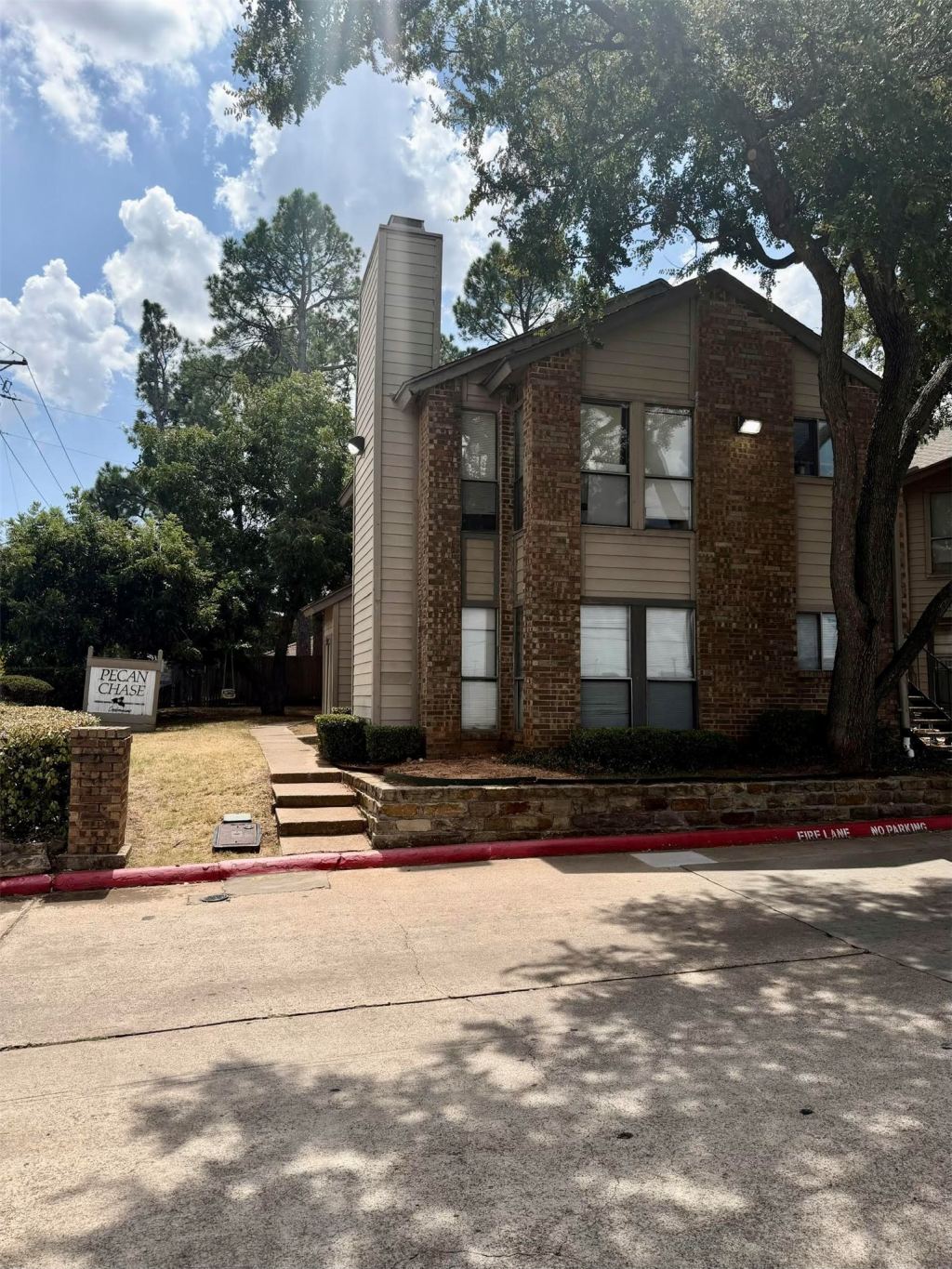 1600 Pecan Chase Circle 6, Arlington, TX 76012 — photo 1
