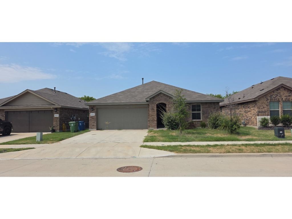 16629 White Fish Lane, Justin, TX 76247 — photo 1