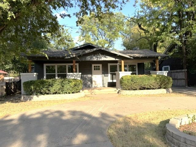 1325 Highland Avenue