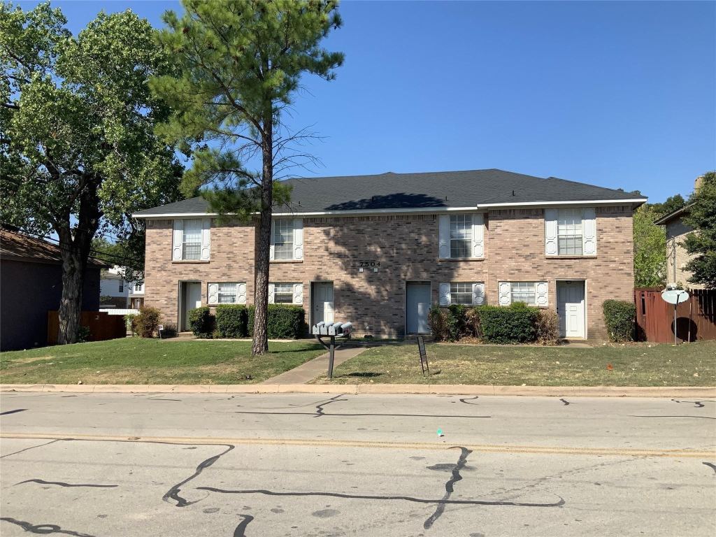 7504 Chapin Road B, Fort Worth, TX 76116 — photo 1
