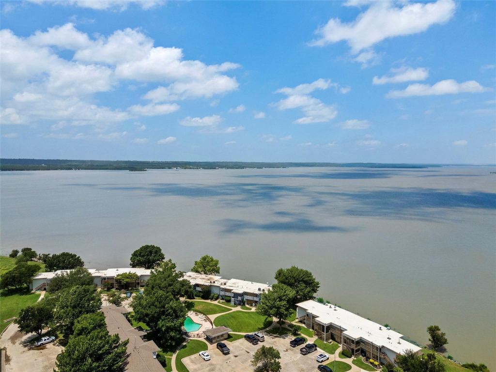 109 Harbor Drive 105