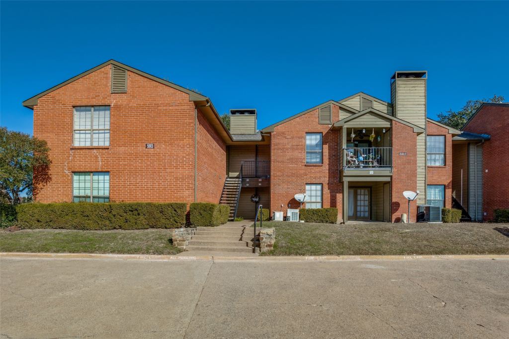 5913 Lake Hubbard Parkway 221, Garland, TX 75043 — photo 1