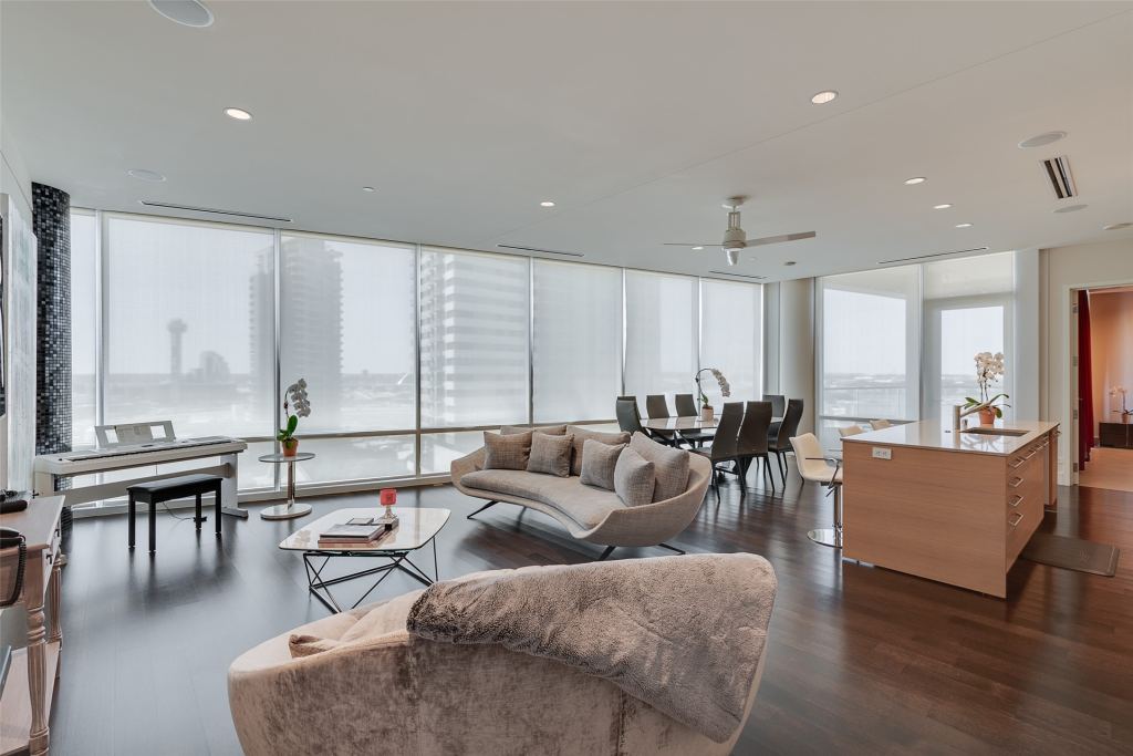 2408 Victory Park Lane 1233, Dallas, TX 75219 — photo 1