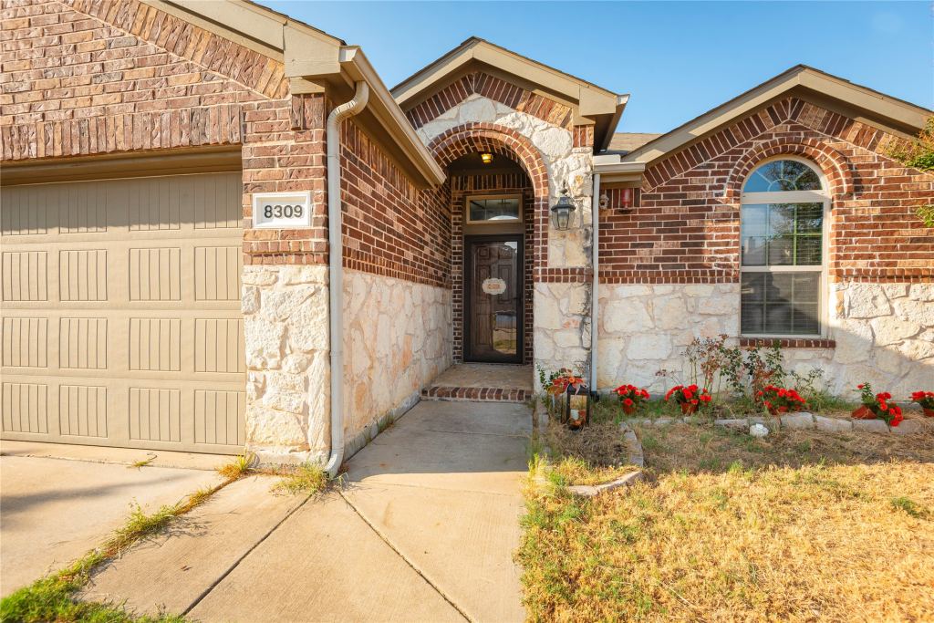 8309 Black Hills Trail, Aubrey, TX 76227 — photo 1