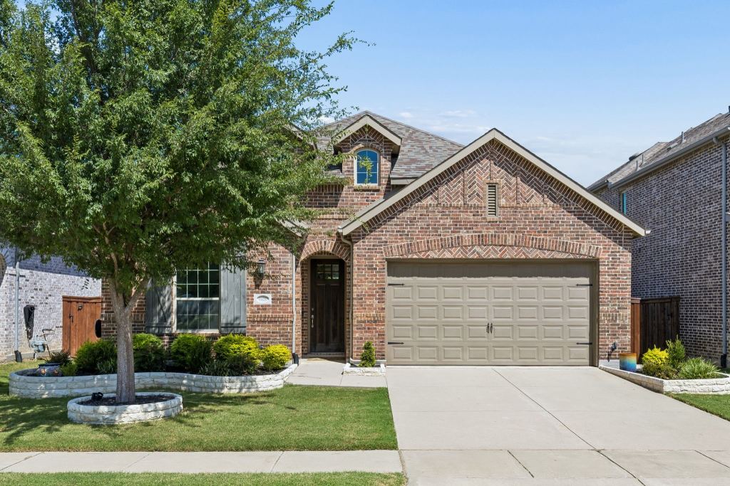 1425 Appaloosa Drive, Aubrey, TX 76227 — photo 1