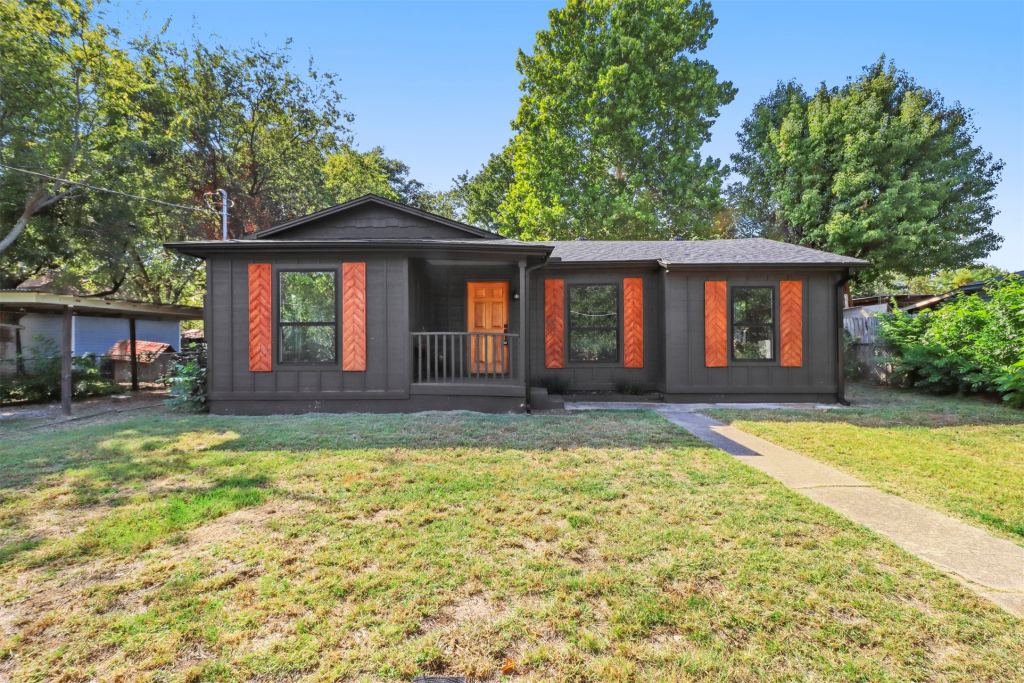 1415 Snyder Street, Denton, TX 76209 — photo 1