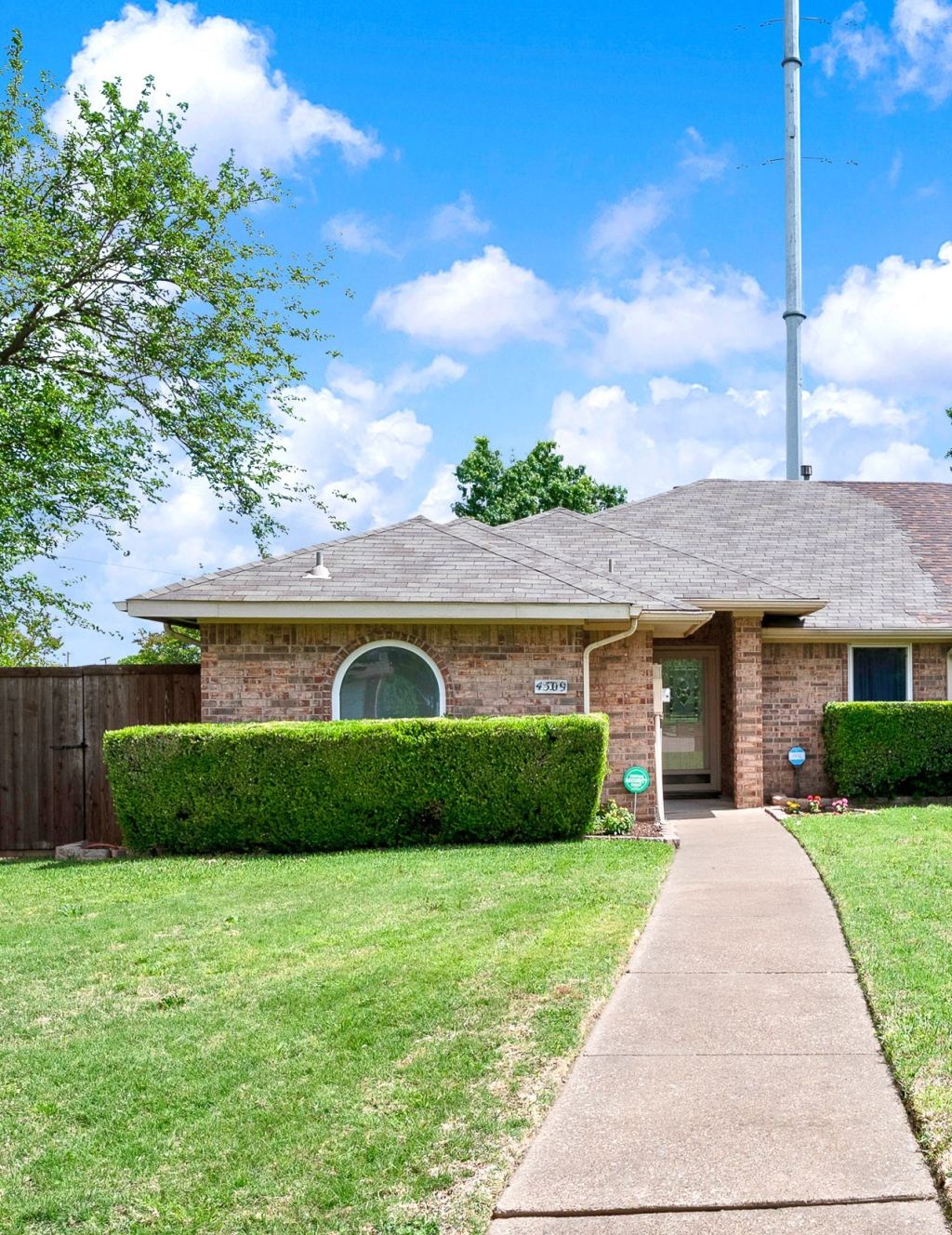 4509 Club Estate Place, Mesquite, TX 75150 — photo 1