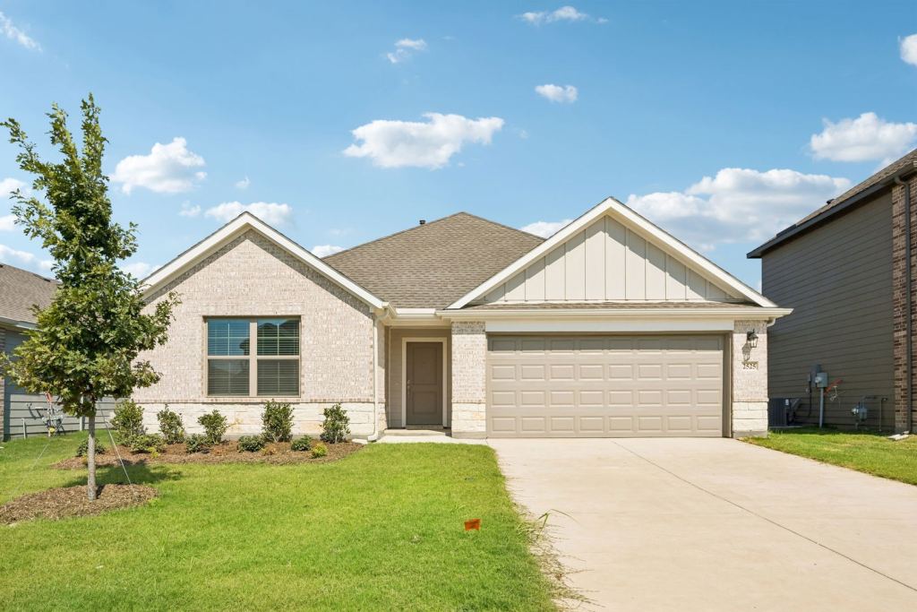 2525 Canadian Way, Crandall, TX 75114 — photo 1