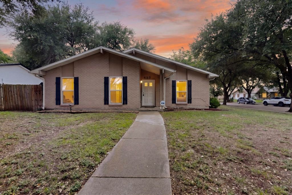 433 Solitude Drive, Garland, TX 75043 — photo 1