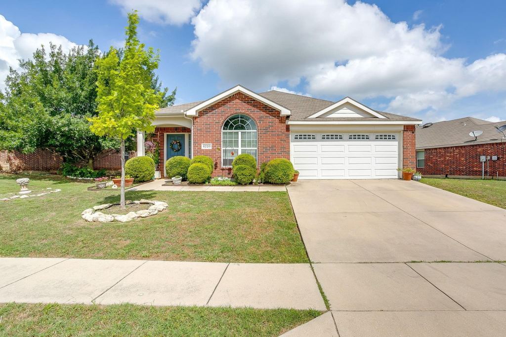 6220 Granite Creek Drive, Fort Worth, TX 76179 — photo 1