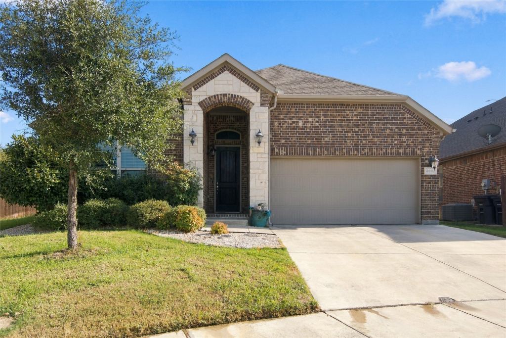 5832 Canyon Oaks Lane, Fort Worth, TX 76137 — photo 1