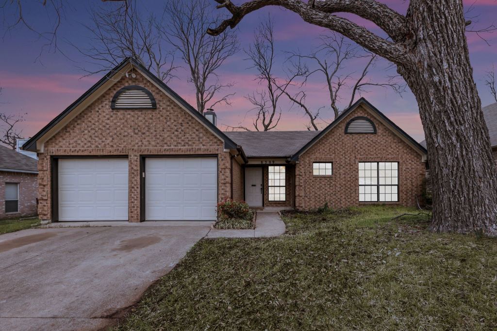 8309 Liberty Lane, Rowlett, TX 75089 — photo 1
