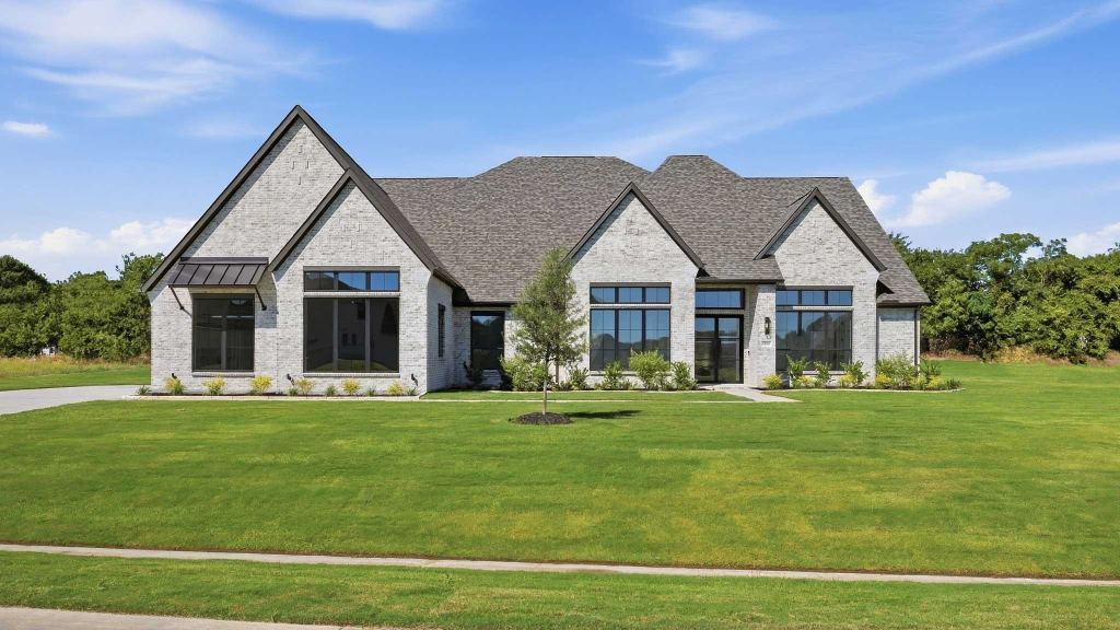 1100 Chariot Lane
