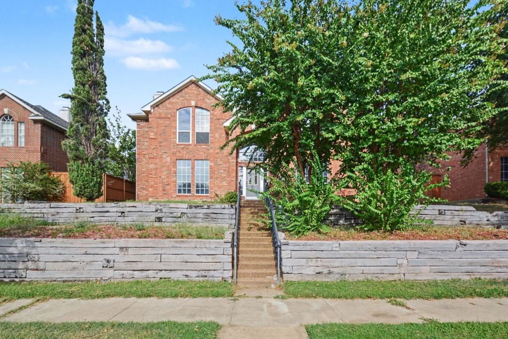 2406 Manchester Drive