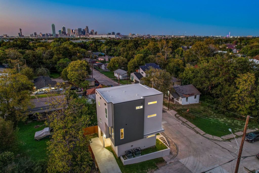 521 Faulk Street, Dallas, TX 75203 — photo 1