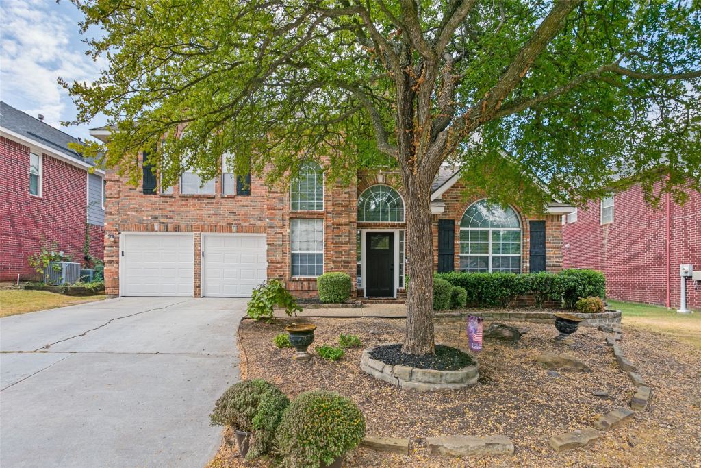 2314 Balleybrooke Drive, Lewisville, TX 75077 — photo 1