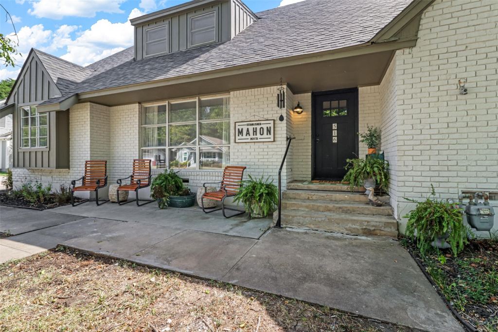516 N Main Street N, Farmersville, TX 75442 — photo 1