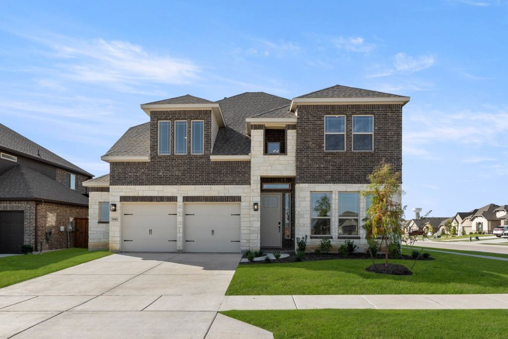 1041 Moss Grove Trail, Justin, TX 76247 — photo 1