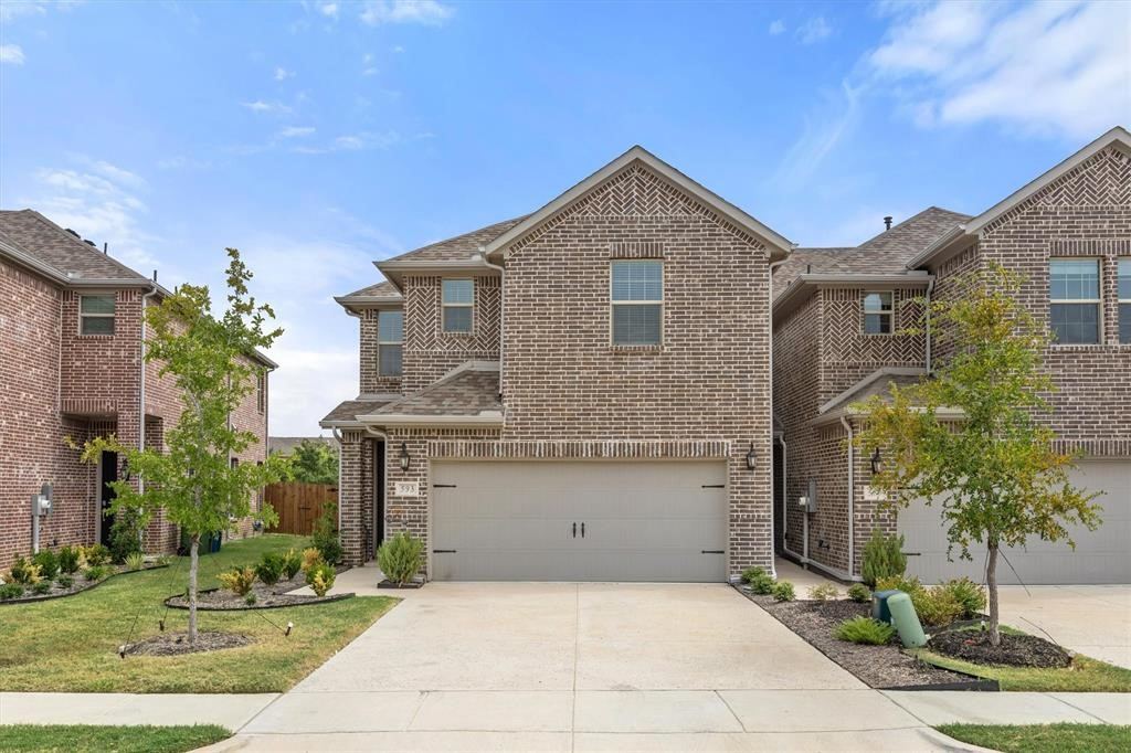 593 Hutchinson Lane, Lewisville, TX 75077 — photo 1