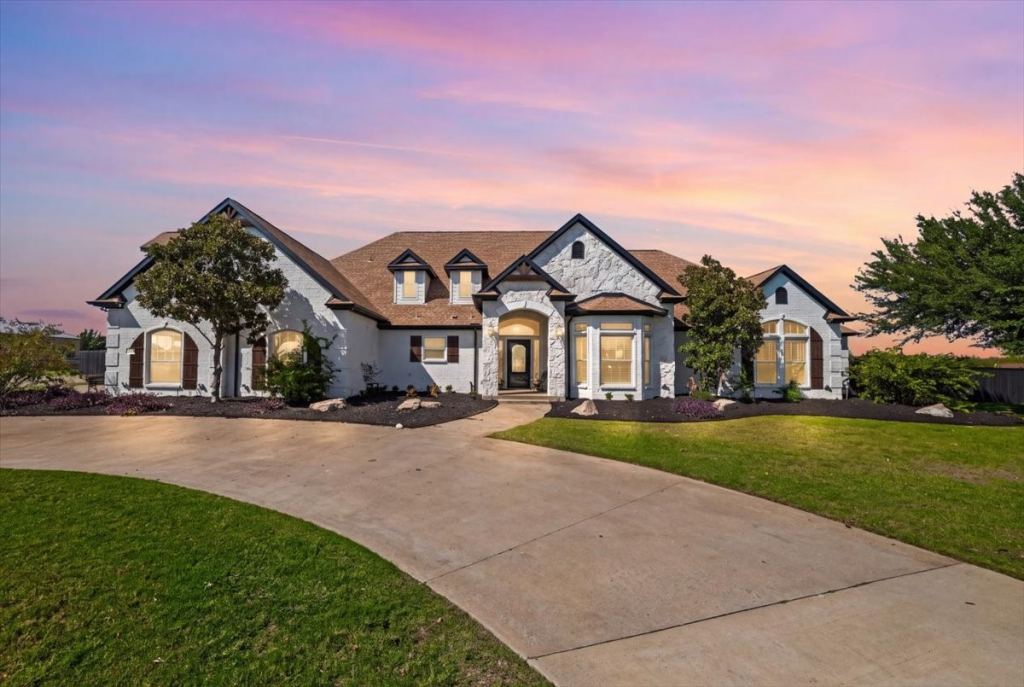 2811 Timber Rock Lane, Midlothian, TX 76065 — photo 1