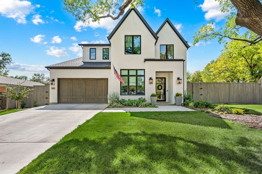 507 Coolair Drive, Dallas, TX 75218 — photo 1