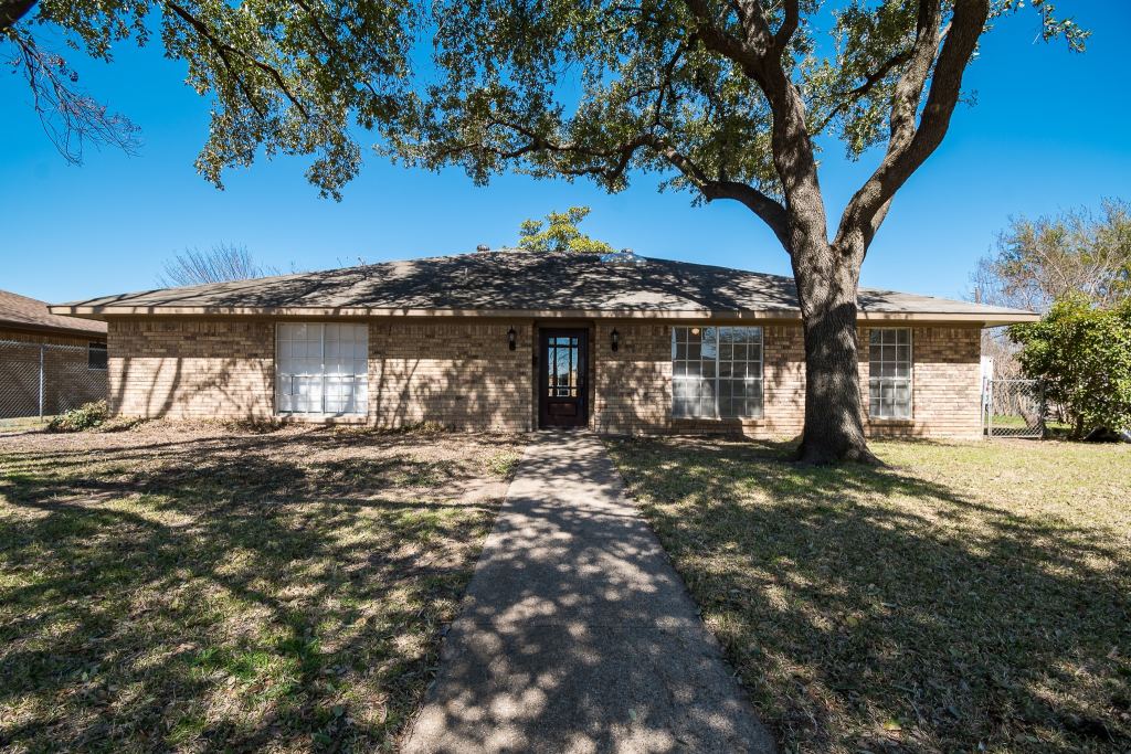 9190 Orbiter Circle, Dallas, TX 75243 — photo 1