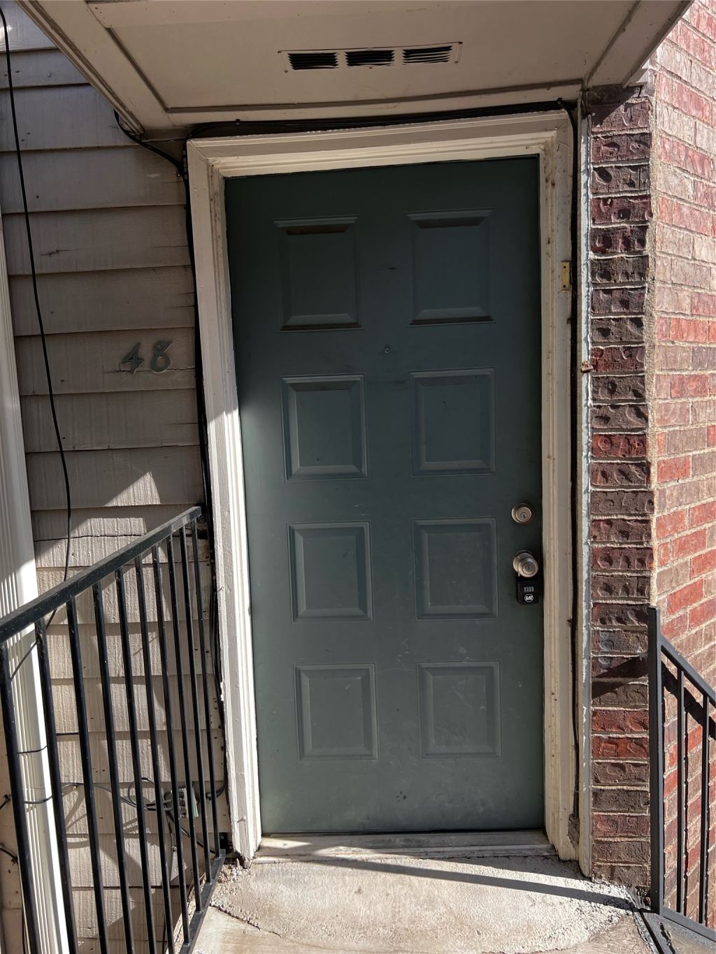 8545 Midpark Road 48, Dallas, TX 75240 — photo 1