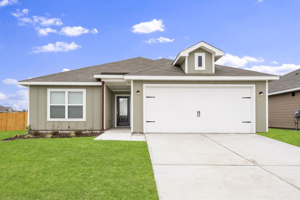 4703 Fillmore Drive, Greenville, TX 75401 — photo 1