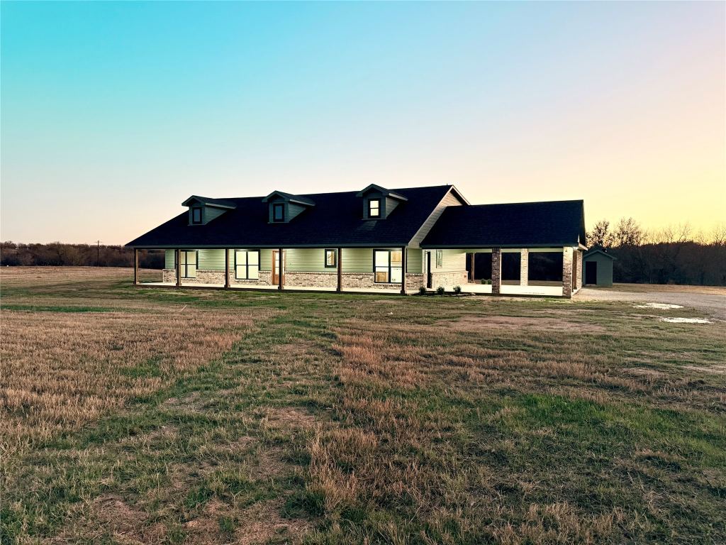 175 Flint Lane, Chico, TX 76431 — photo 1