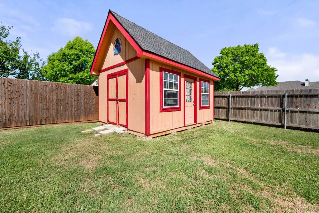 2800 Coventry Road, Crowley, TX 76036 — photo 1