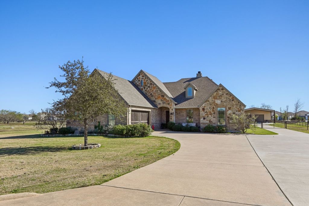 5025 White Pine Drive, Royse City, TX 75189 — photo 1