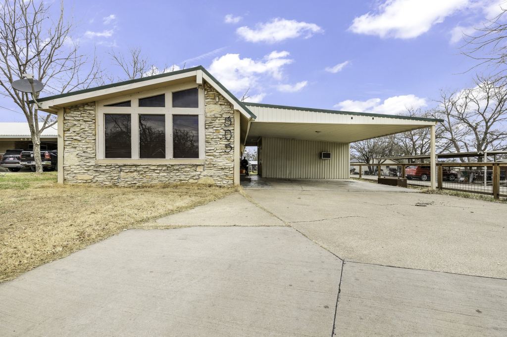 505 Alexander Road, Stephenville, TX 76401 — photo 1