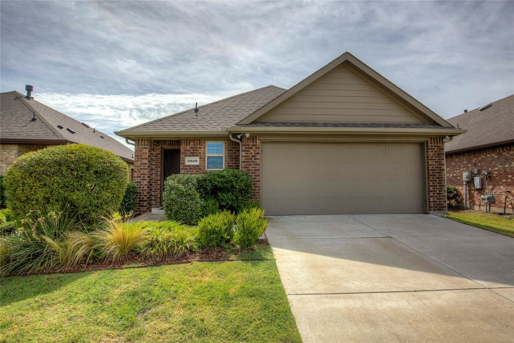 2529 Pettus Drive, Forney, TX 75126 — photo 1