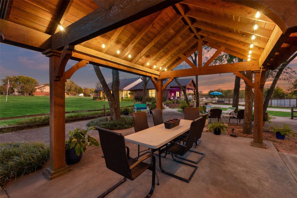 2104 W Holiday, Fate, TX 75087 — photo 1