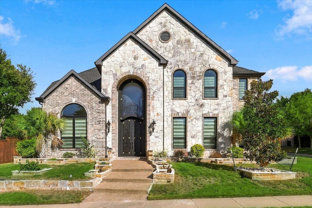 701 Wheaton Court, Allen, TX 75013 — photo 1