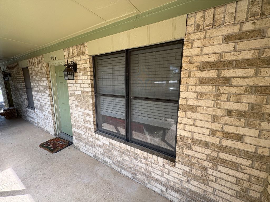 904 N Austin Street, Denton, TX 76201 — photo 1