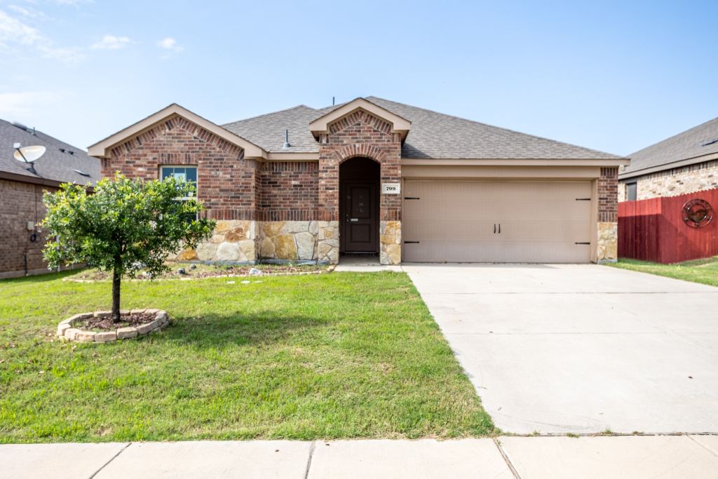 709 Alton Drive, Aubrey, TX 76227 — photo 1