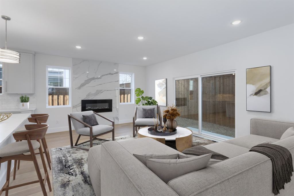 708 W White Avenue