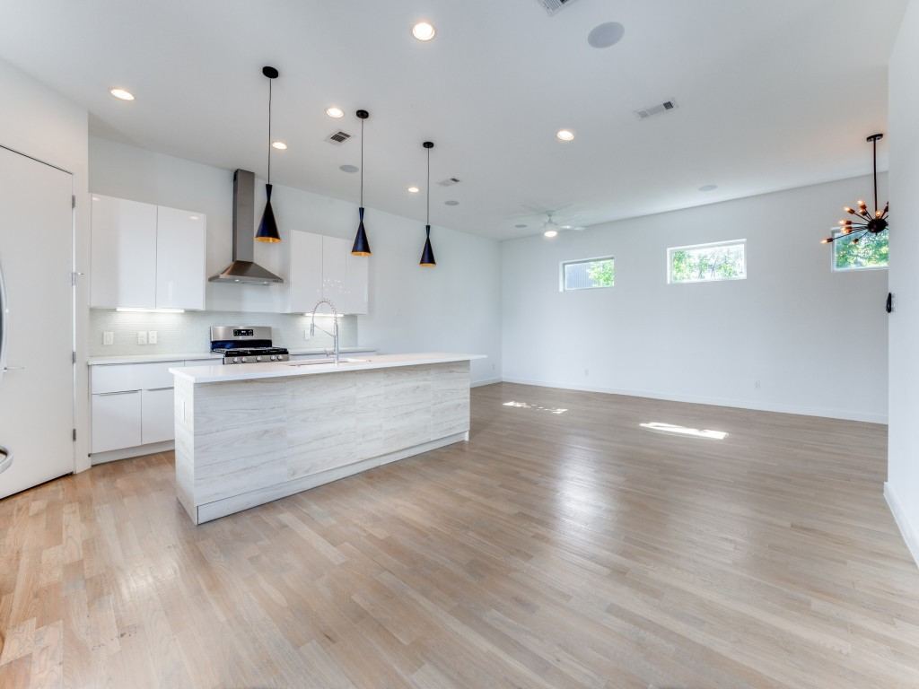 5714 Bryan Parkway D, Dallas, TX 75206 — photo 1