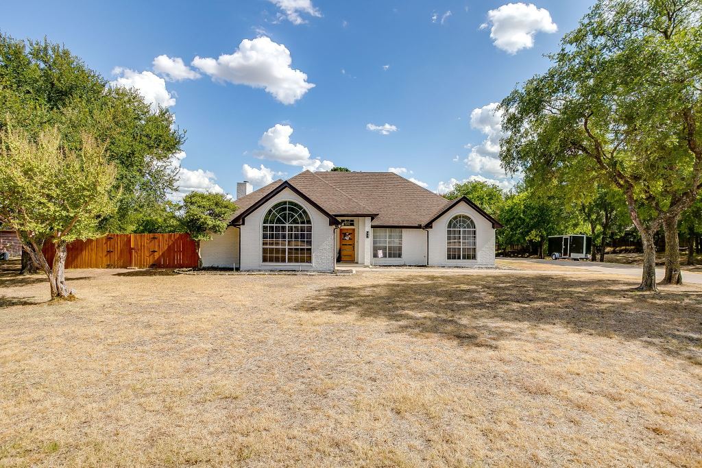 222 Hidden Acres Lane, Weatherford, TX 76087 — photo 1