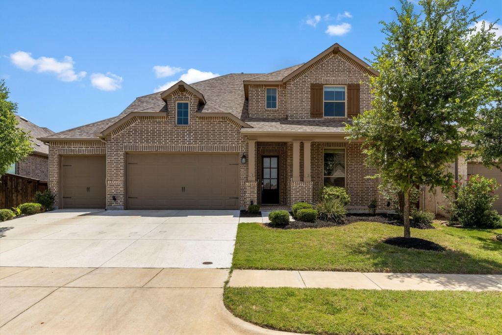1108 Claiborne Drive, Aubrey, TX 76227 — photo 1
