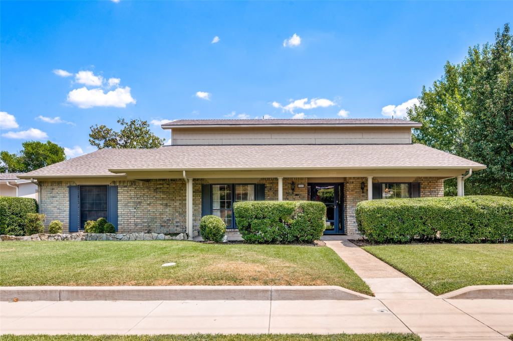 2500 Nottingham Drive, Denton, TX 76209 — photo 1